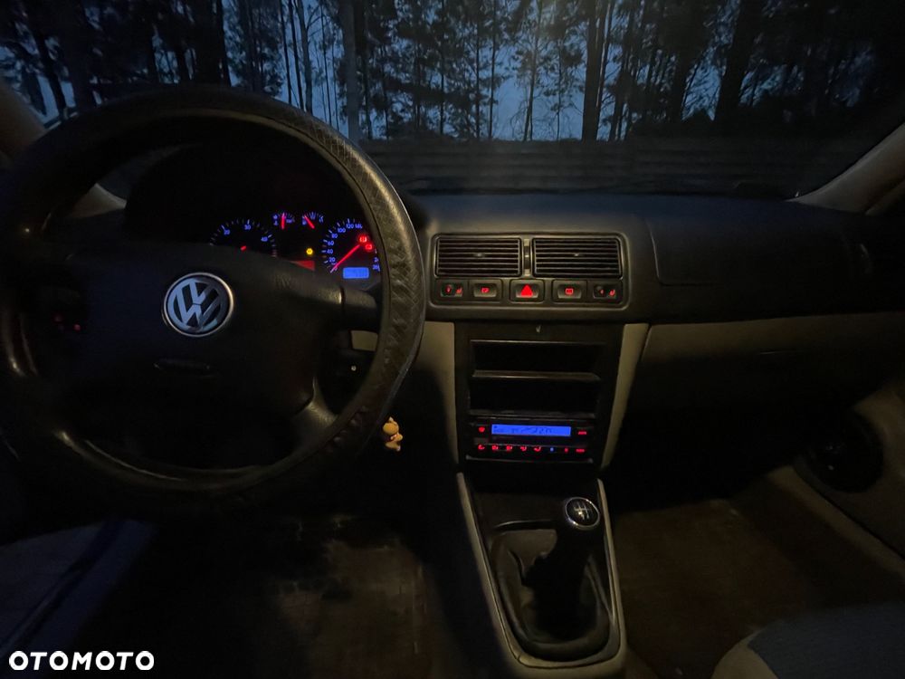 Volkswagen Golf 1.9 TDI - 13