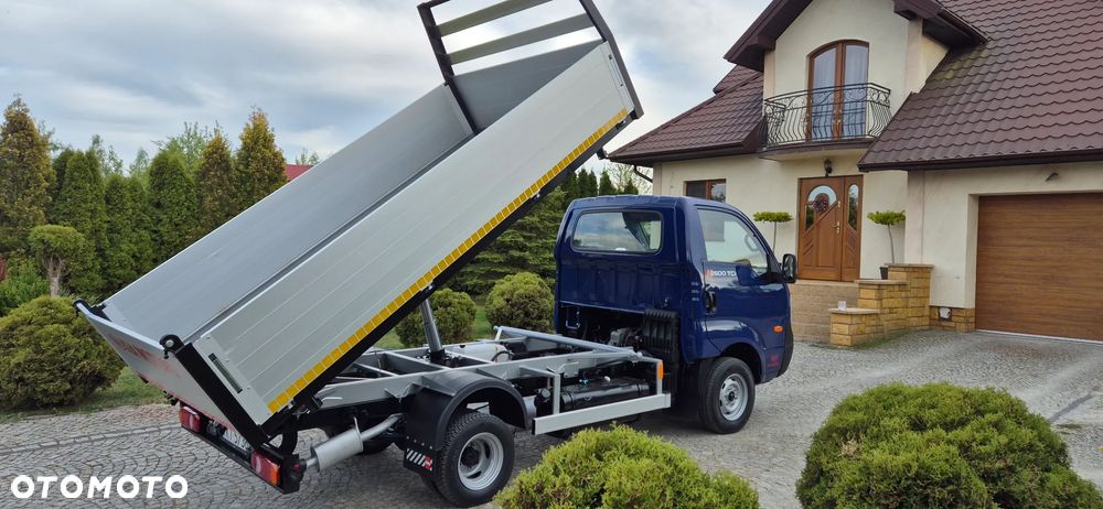 Kia K2500 - 27