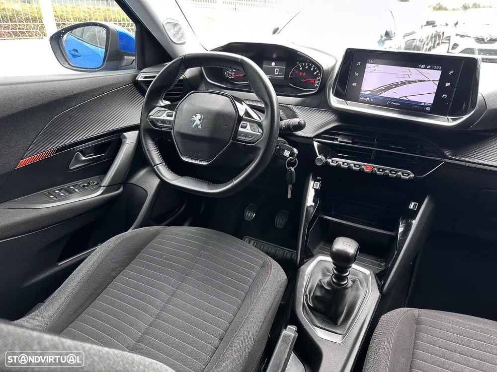 Peugeot 2008 1.2 PureTech Allure Pack - 16