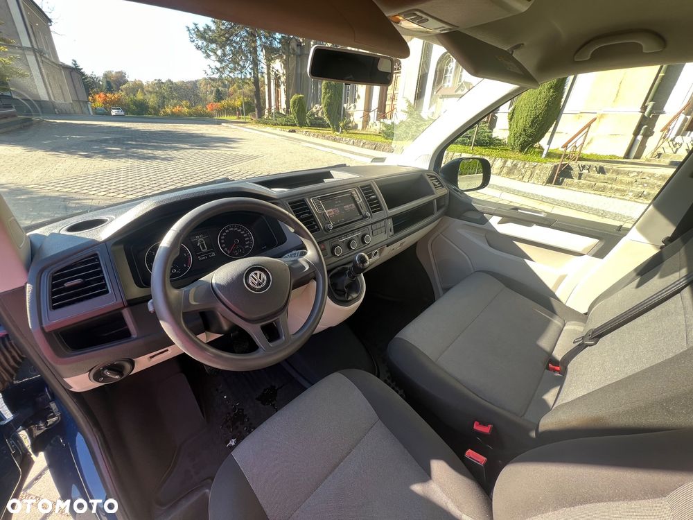 Volkswagen Transporter T6 - 12