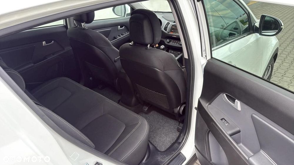 Kia Sportage 1.7 CRDI Business Line 2WD - 12
