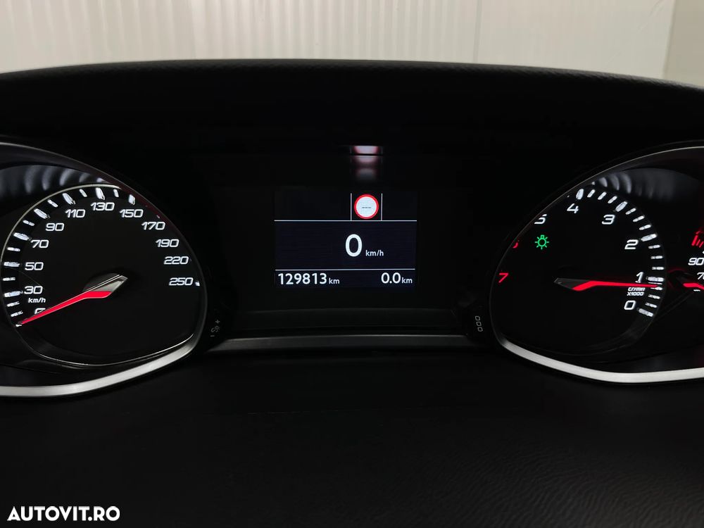 Peugeot 308 PureTech 130 GPF Stop & Start Allure Pack - 28