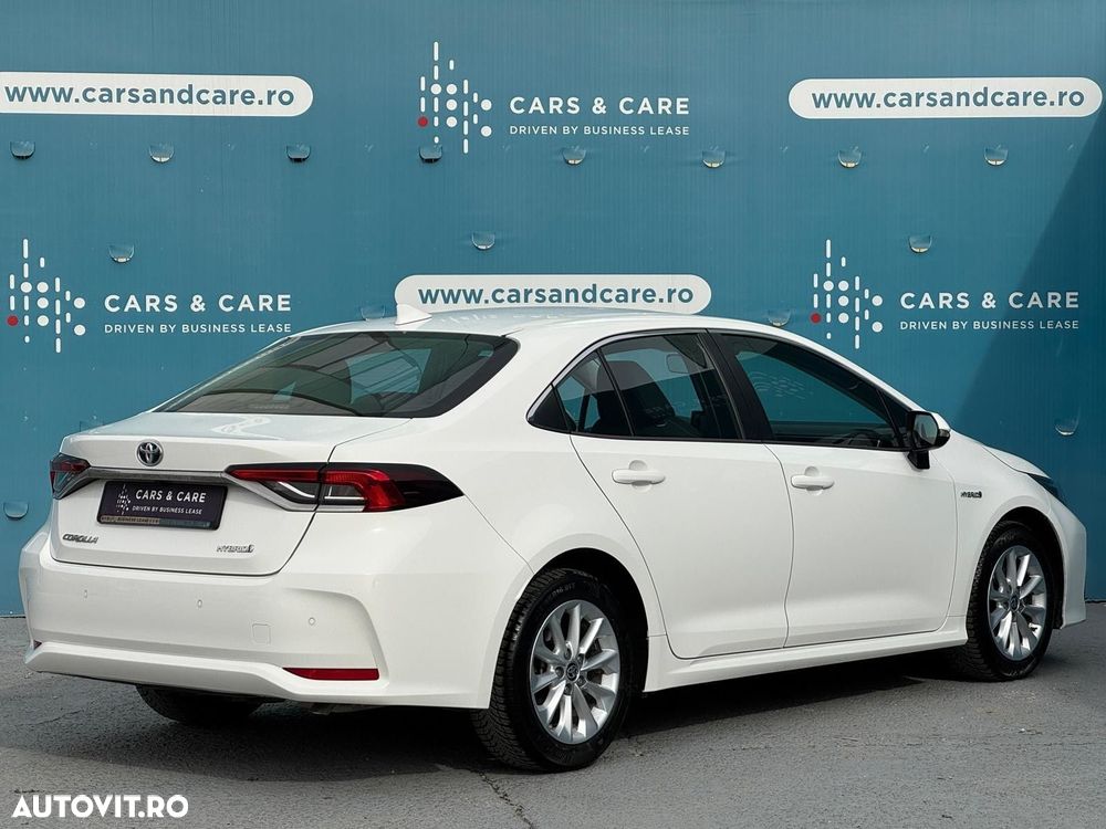 Toyota Corolla - 5