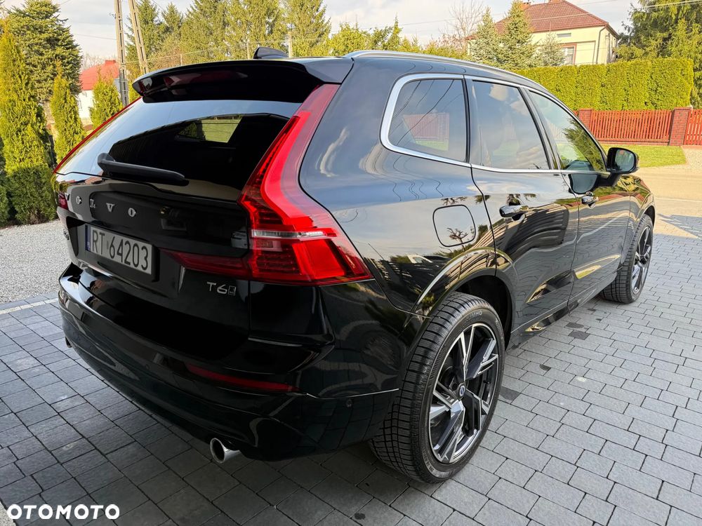Volvo XC 60 T6 AWD Geartronic Momentum - 5