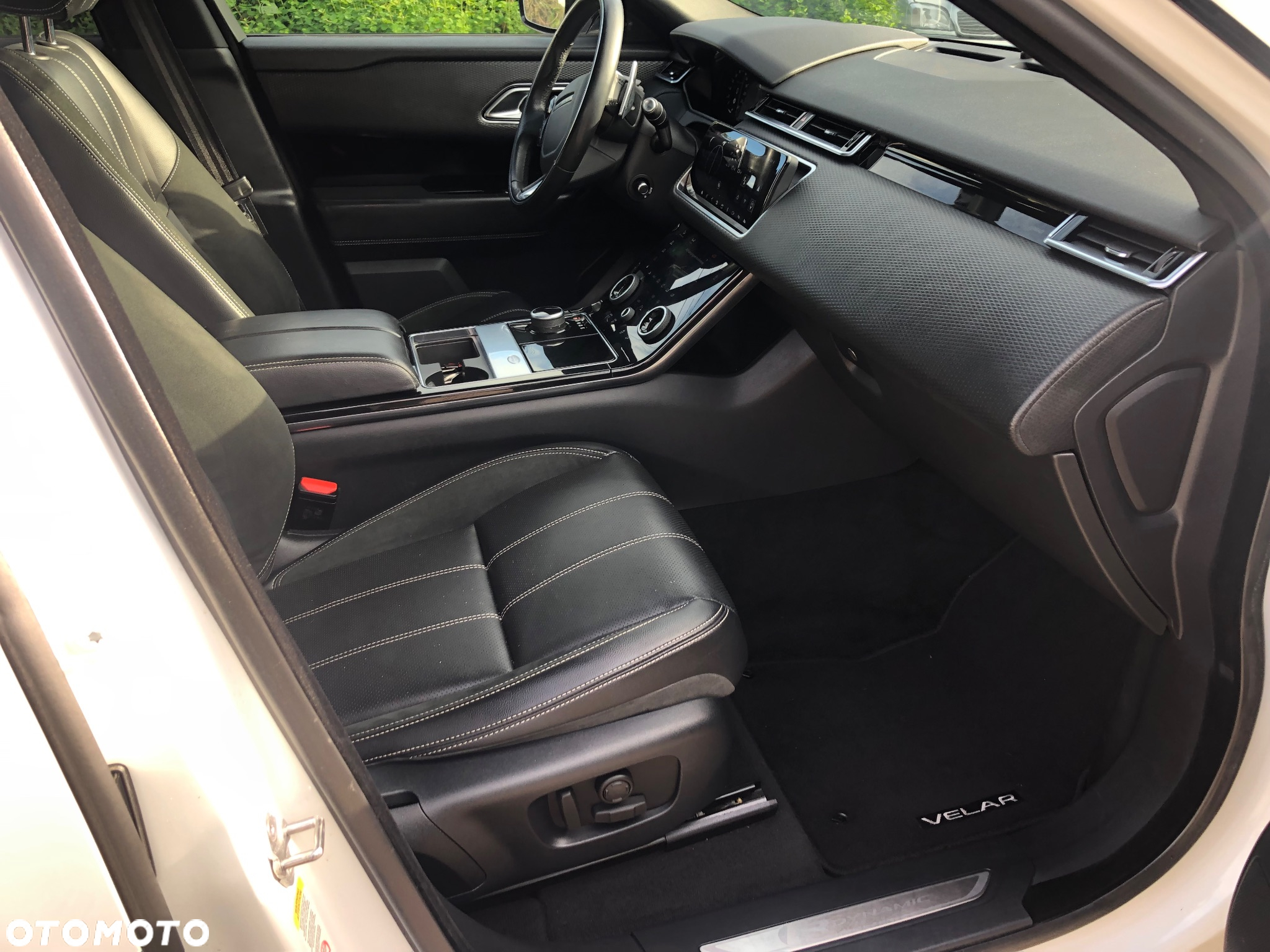 Land Rover Range Rover Velar 2.0 Si4 GPF R-Dynamic S - 30