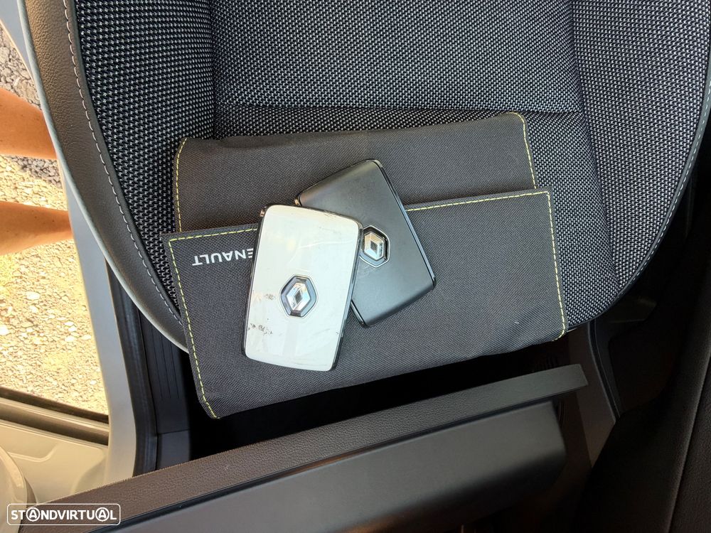 Renault Captur 1.6 E-Tech Plug-In Intens - 21