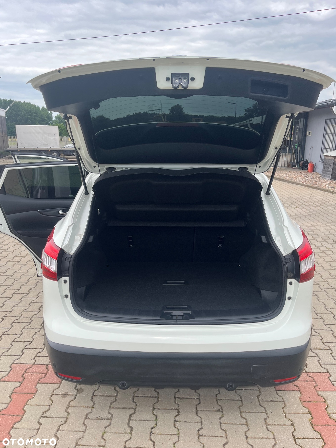 Nissan Qashqai 1.2 DIG-T N-Connecta - 13