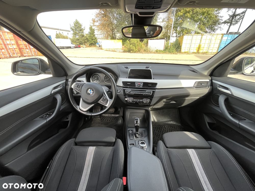 BMW X1 sDrive18i Advantage - 10
