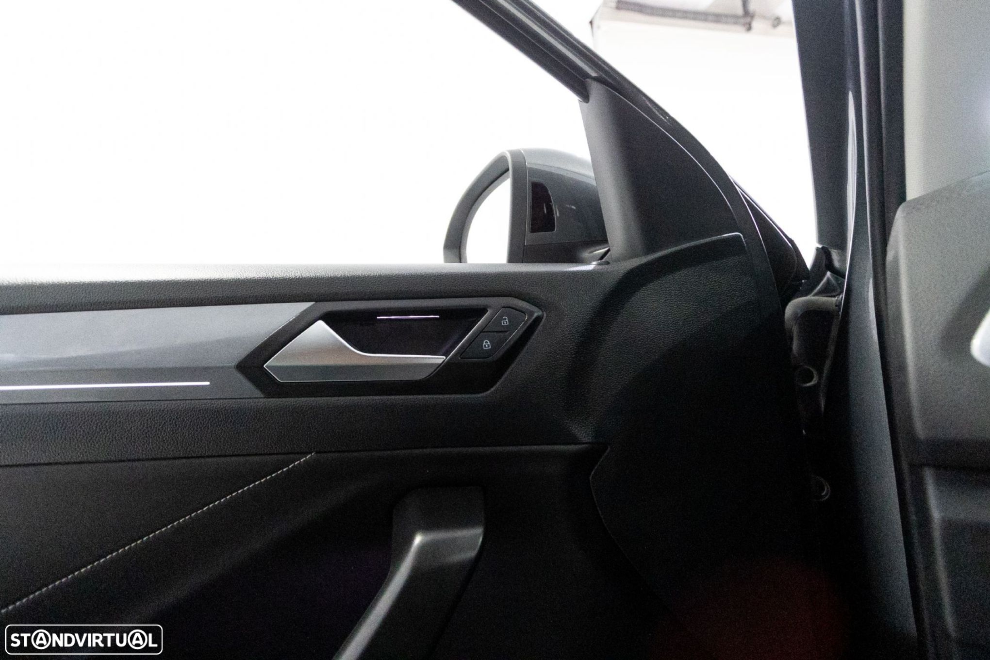 VW T-Roc 1.5 TSI Life DSG - 35