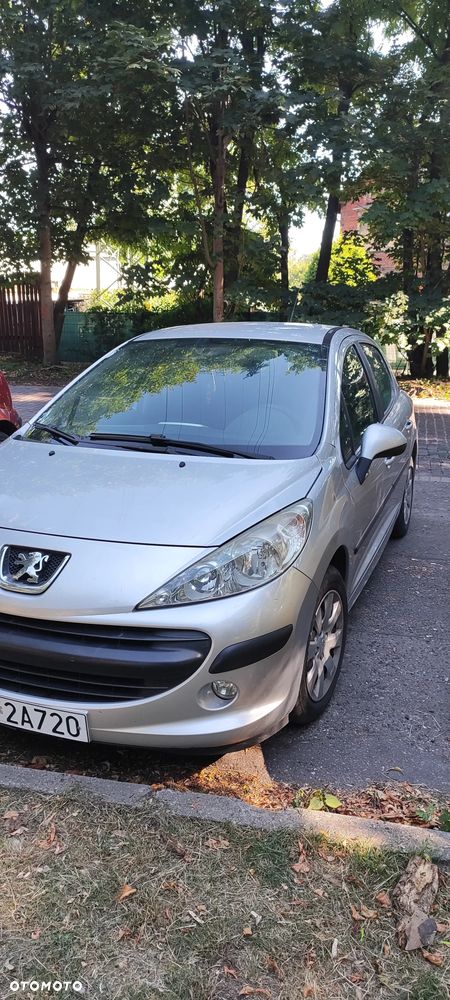 Peugeot 207 1.4 Presence - 2