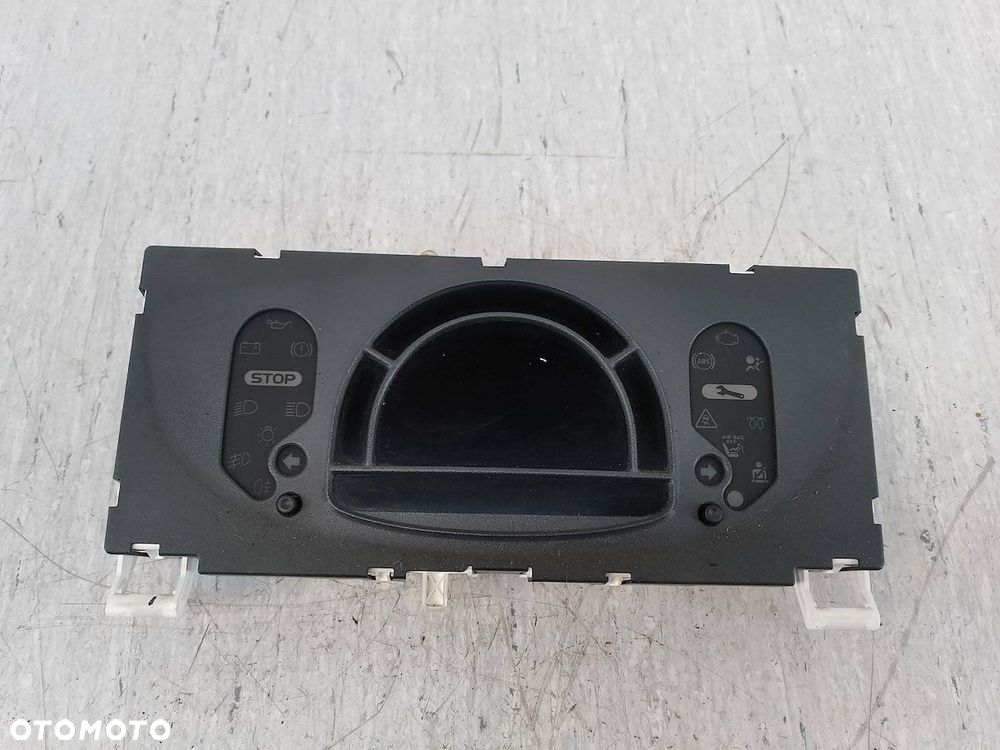 LICZNIK RENAULT MODUS P8200495303F 1.6 16V - 1
