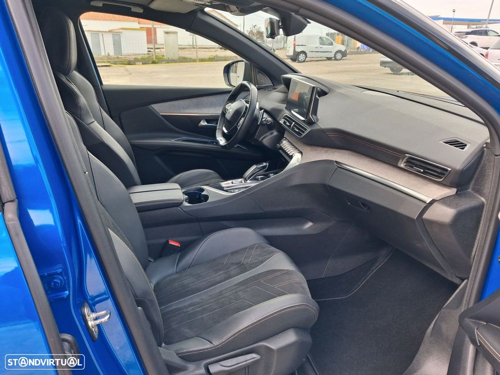 Peugeot 3008 1.6 Hybrid GT Pack e-EAT8 - 35