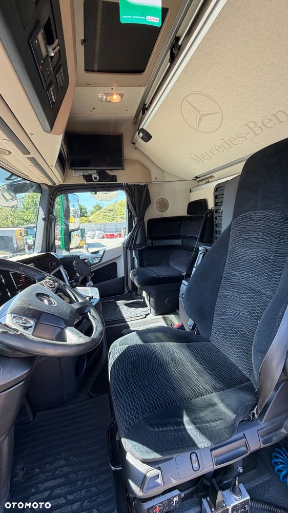Mercedes-Benz Actros 2545 - 11