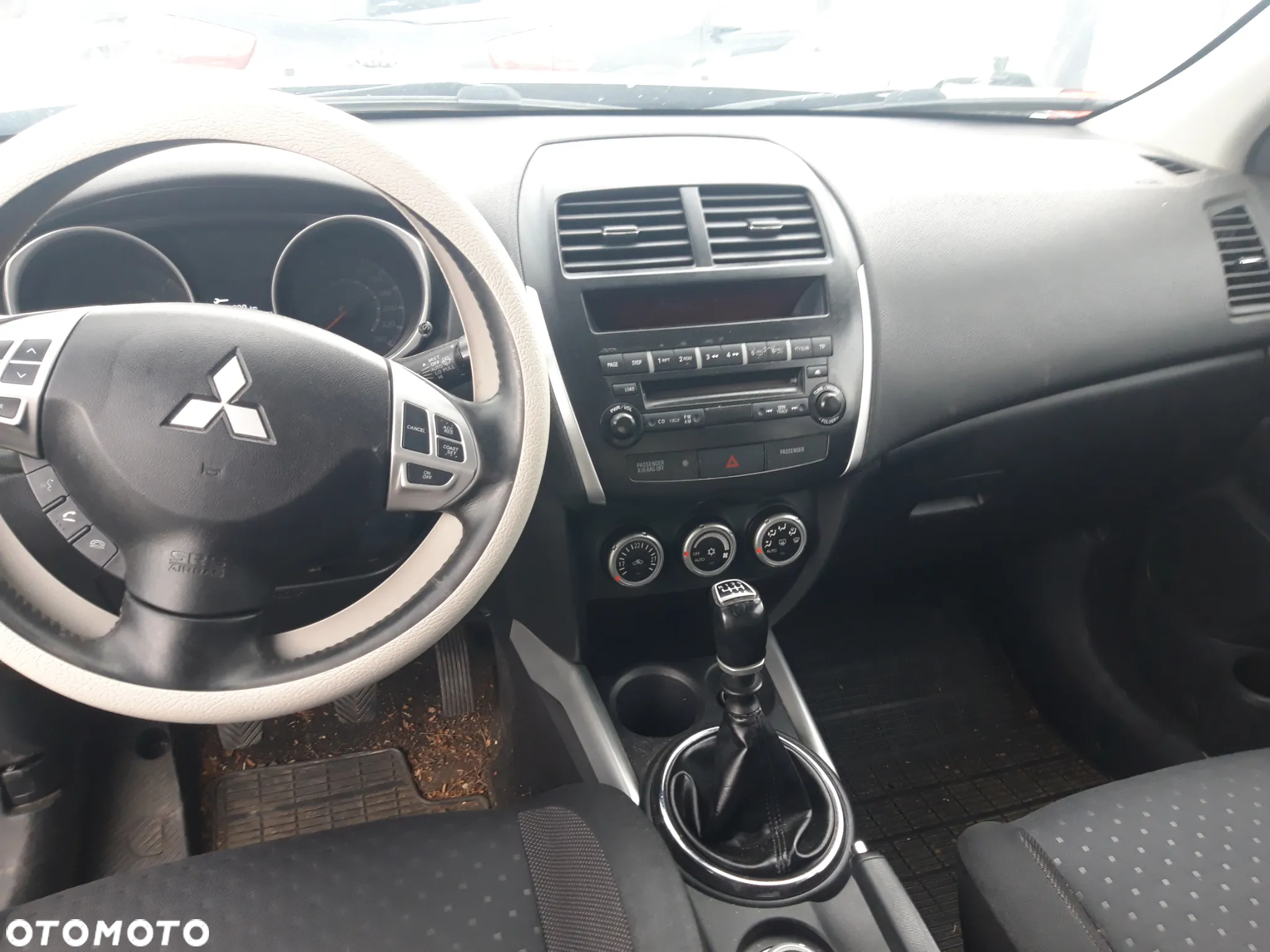 Mitsubishi ASX 1.8 DI-D 4WD Instyle - 14