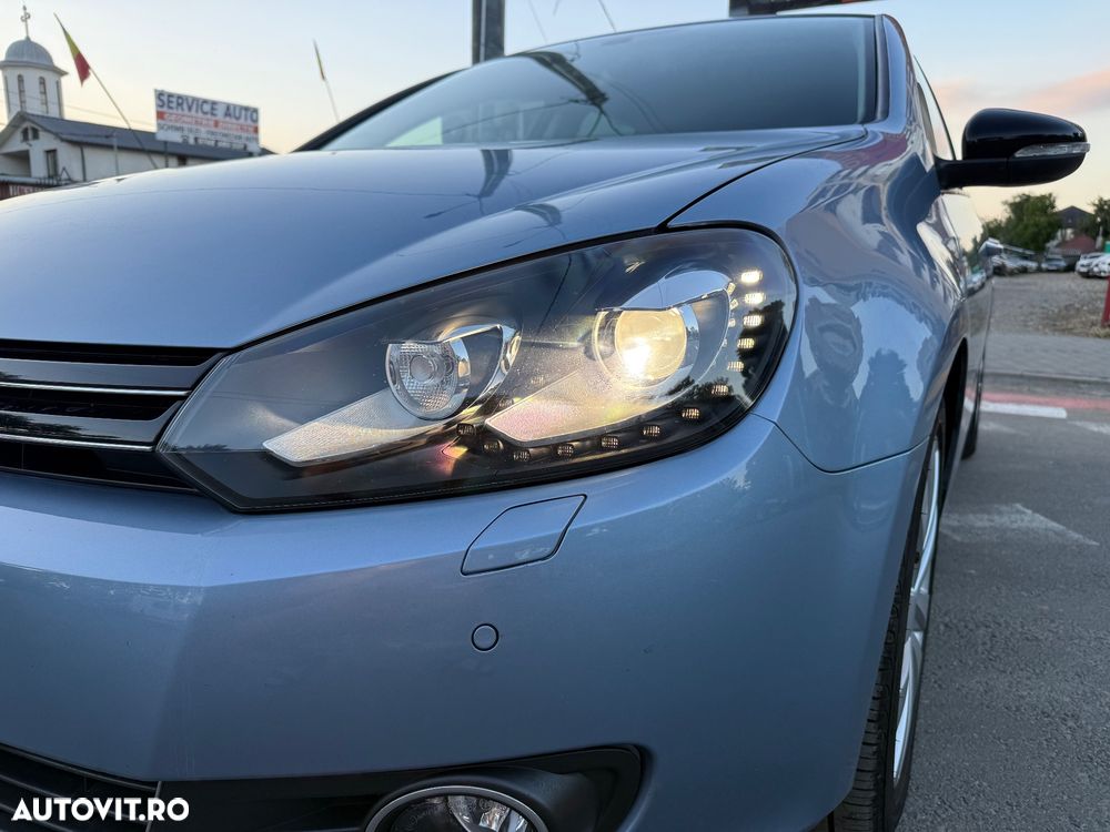 Volkswagen Golf - 12