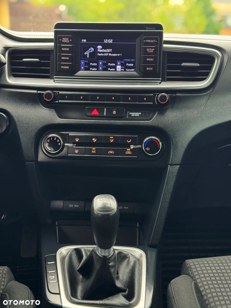 Kia Ceed 1.4 L - 30