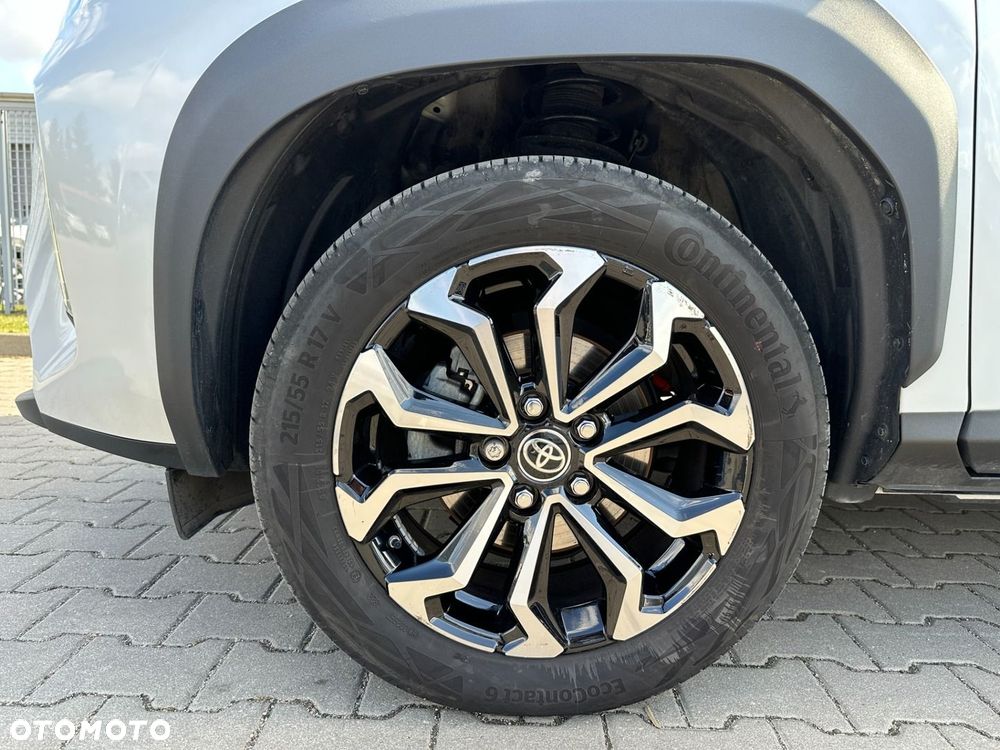 Toyota Yaris Cross Hybrid 1.5 Comfort 4x4 - 16