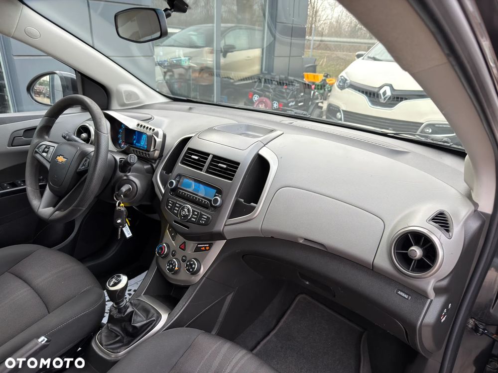 Chevrolet Aveo 1.2 LS+ - 26