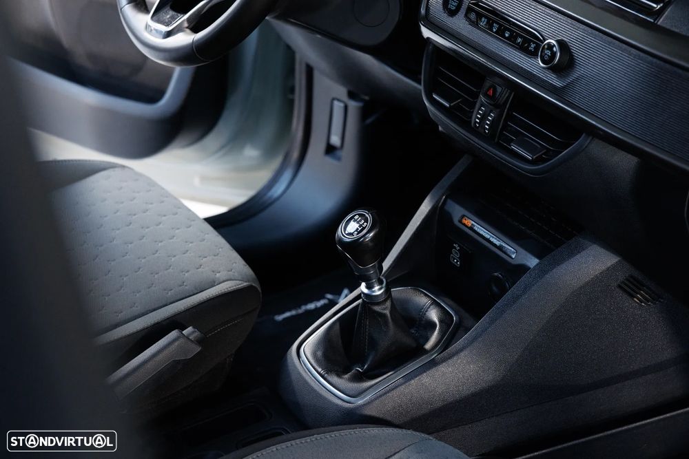 Ford Tourneo Courier 1.0 EcoBoost Titanium - 15