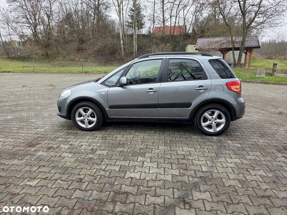 Suzuki SX4 1.6 VVT 4x2 Comfort - 12