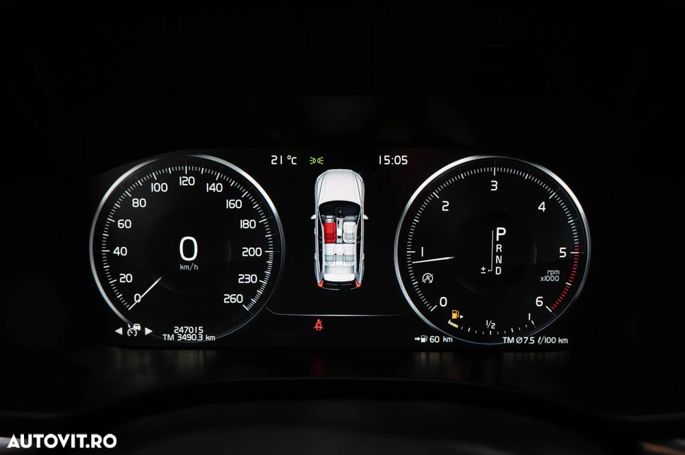 VOLVO XC60 2019 — imagine 24