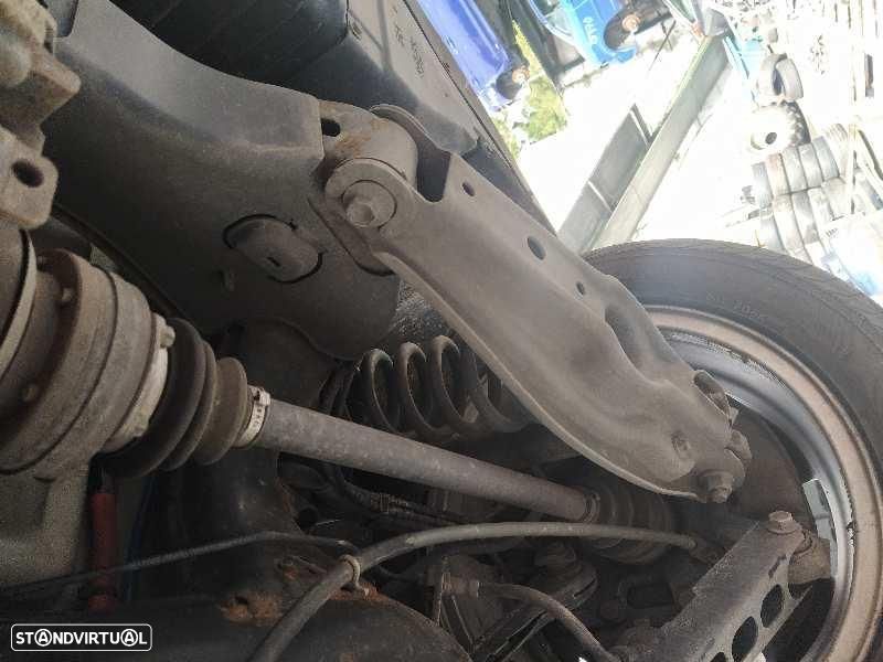 TRANSMISSÃO TRASEIRA DIREITA BMW SERIE 1 - 1