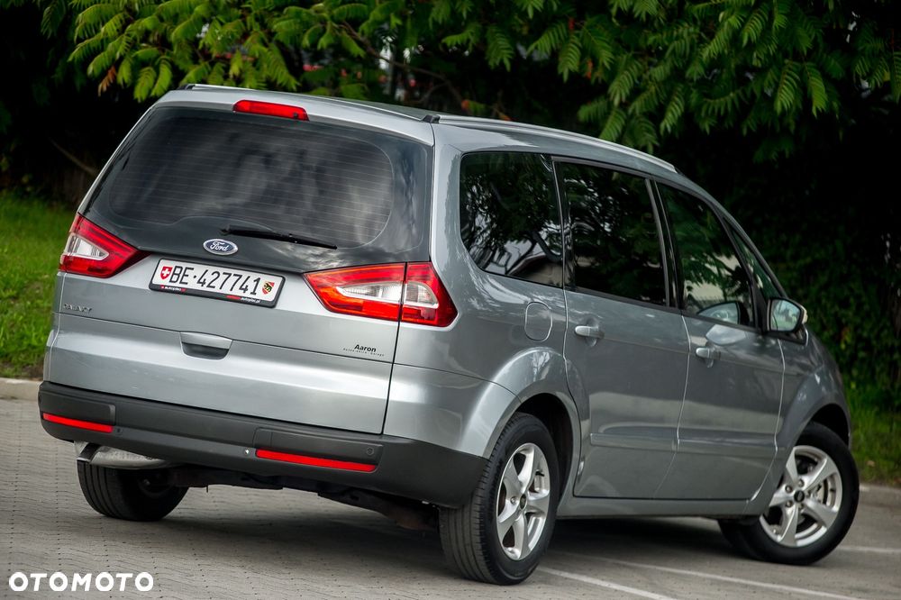 Ford Galaxy 2.0 FF Ghia - 14