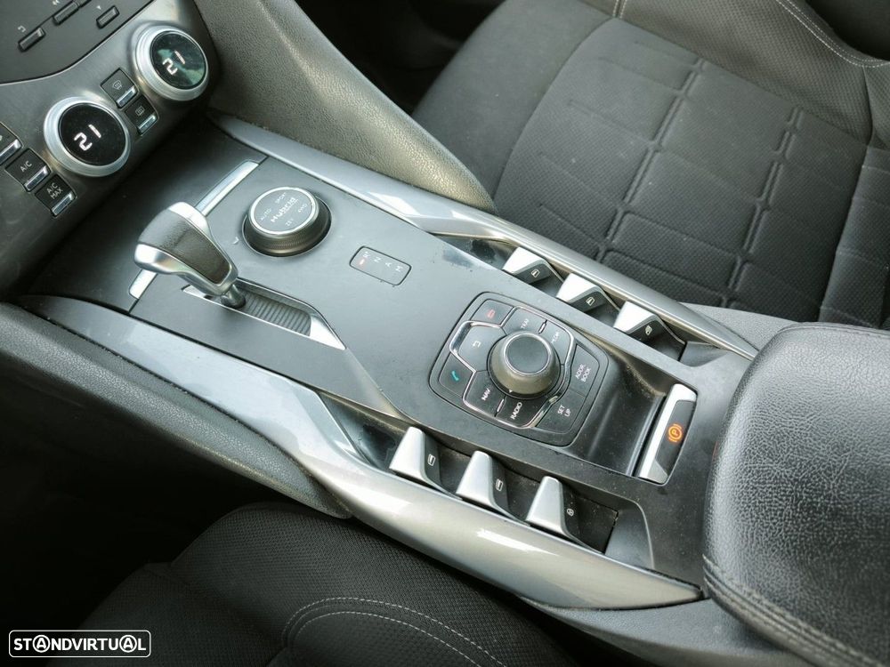 Citroën DS5 2.0 HDi Hy4 So Chic CMP6 88g - 15