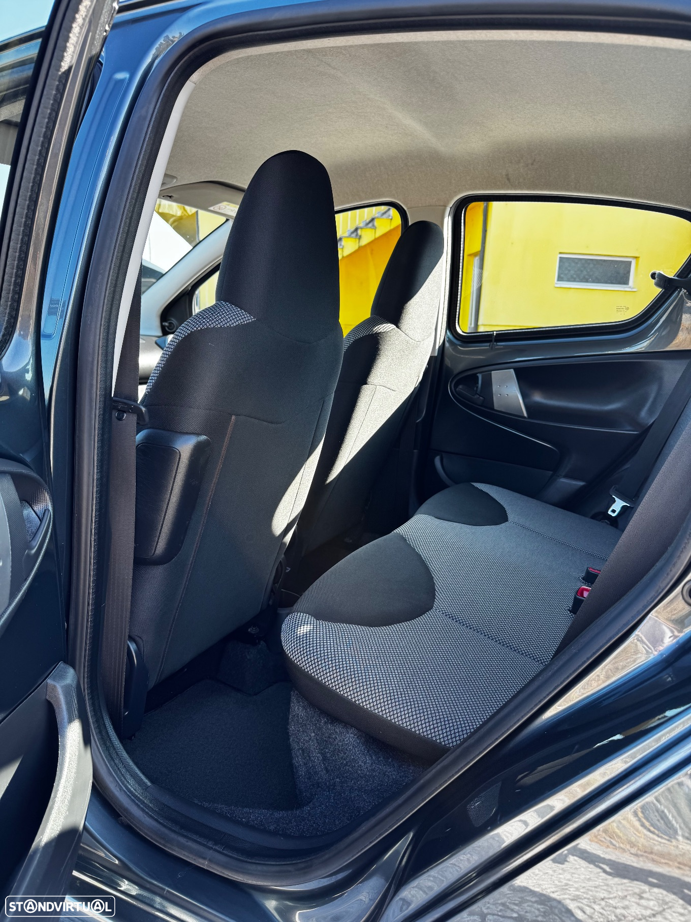 Toyota Aygo 1.0 Plus Sport Pack MM - 19