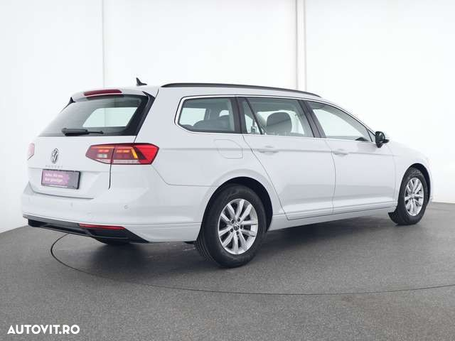 Volkswagen Passat - 6