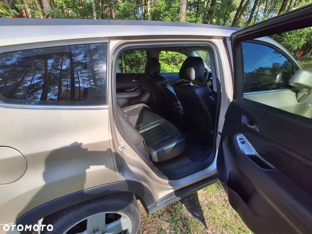 Chevrolet Orlando - 27