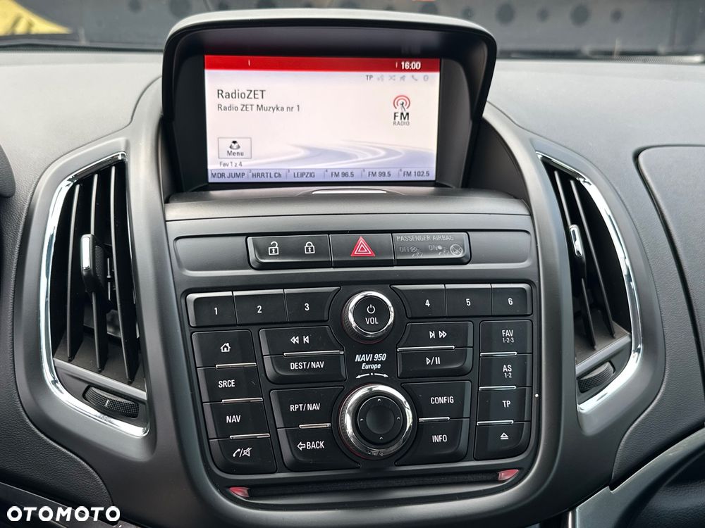 Opel Zafira 2.0 D (CDTI ecoFLEX) Start/Stop Business Innovation - 37