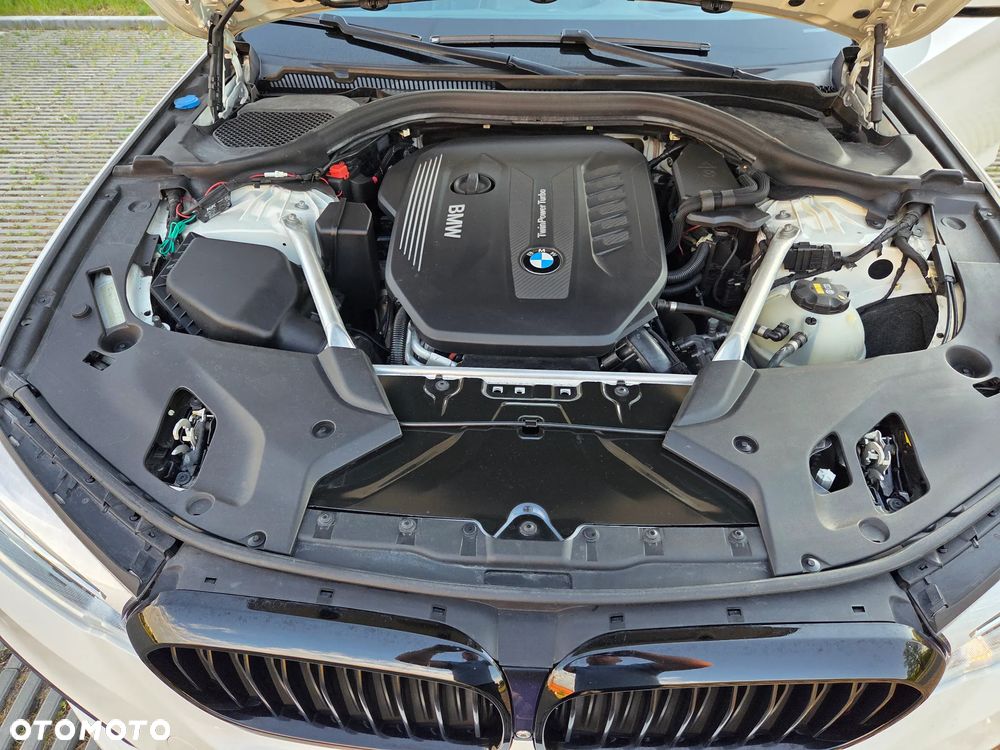 BMW Seria 5 530d M Sport sport - 23
