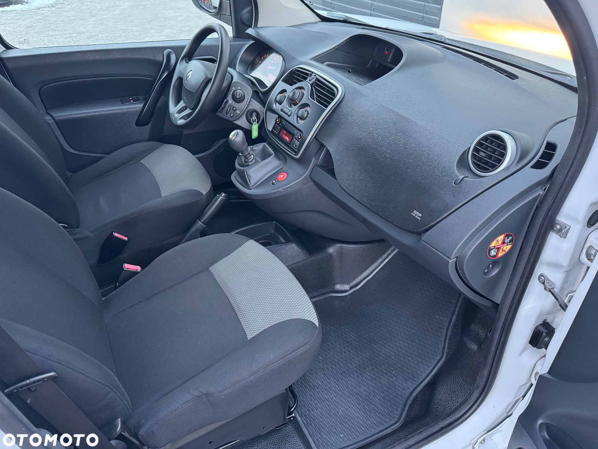 Renault Kangoo 1.5 dCi Zen - 26