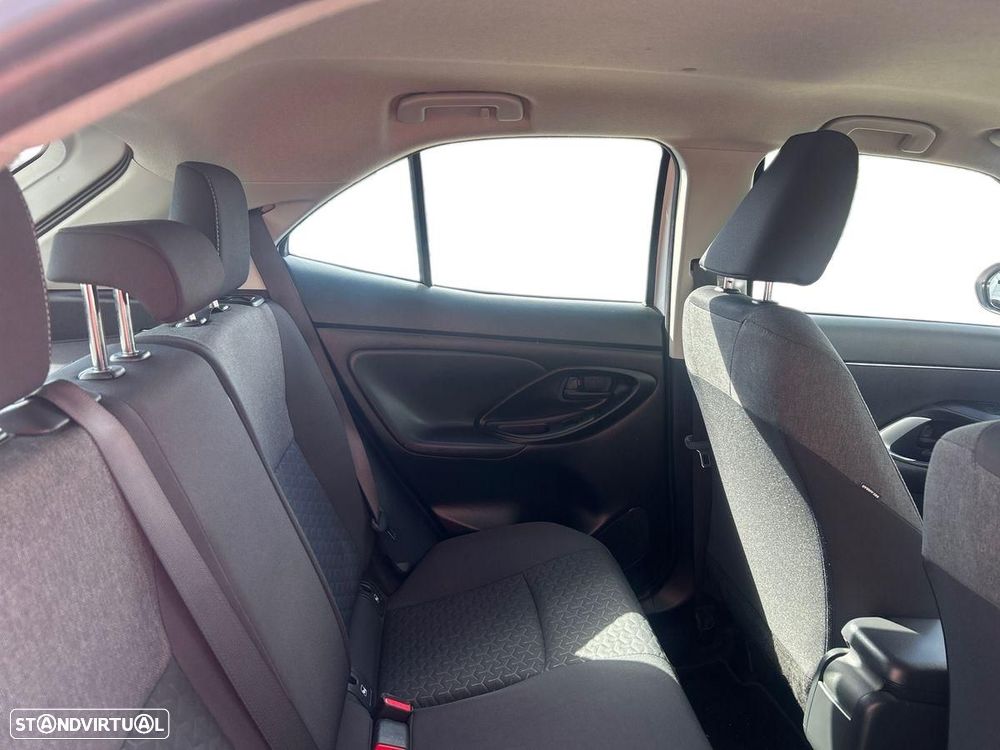 Toyota Yaris Cross 1.5 HDF Comfort Plus - 13
