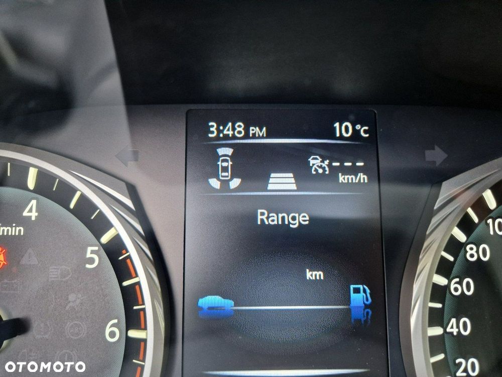 Infiniti Q50 - 25