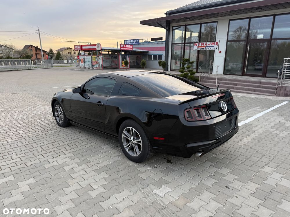 Ford Mustang 3.7 V6 - 6