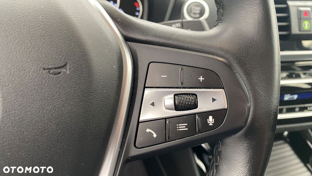 BMW X3 xDrive20d MHEV xLine - 23