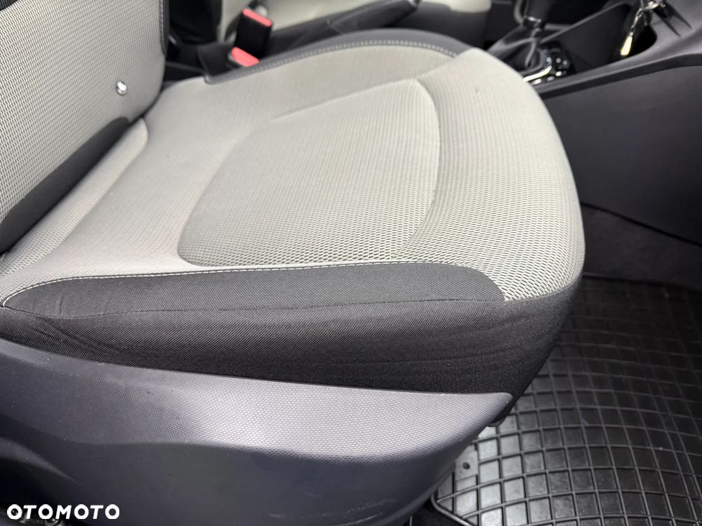 Renault Captur ENERGY TCe 120 EDC Intens - 25