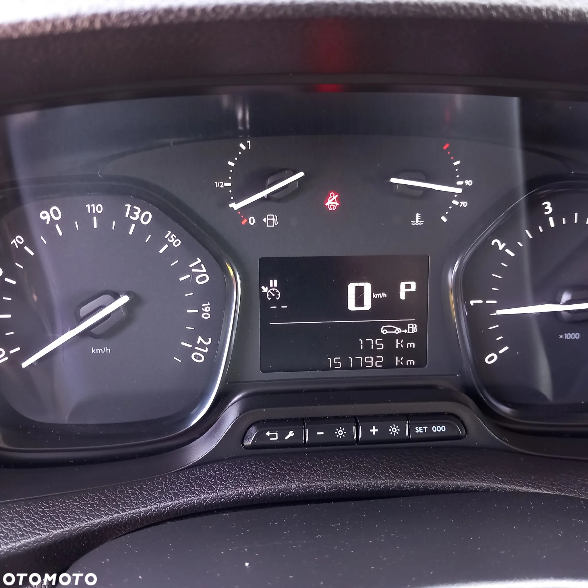 Toyota ProAce Kombi 2.0 D-4D Medium 2,8t - 33