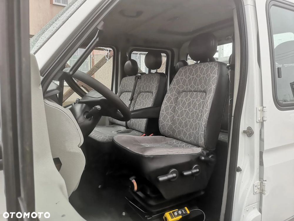 Renault Mascott 3.0dXi 130 - 11