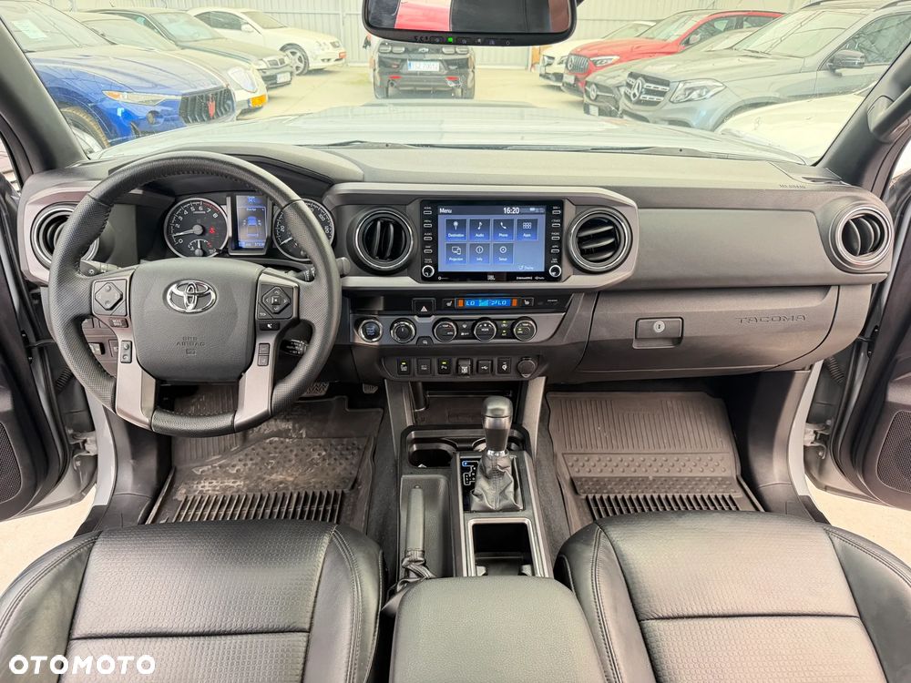 Toyota Tacoma - 5