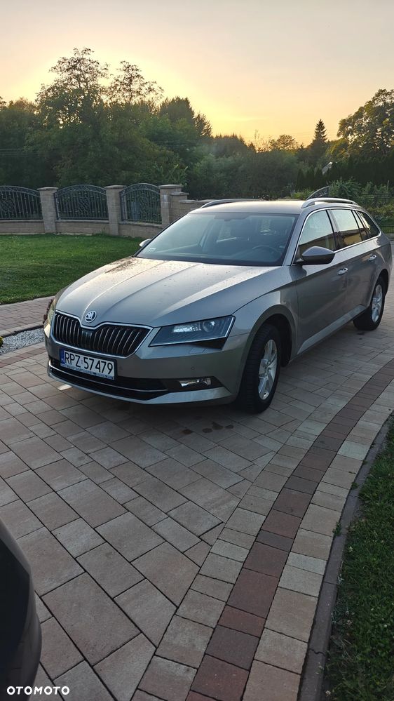 Skoda Superb 1.8 TSI Ambition - 2