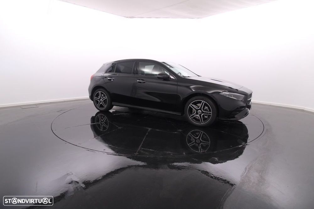 Mercedes-Benz A 250 e AMG Line - 10