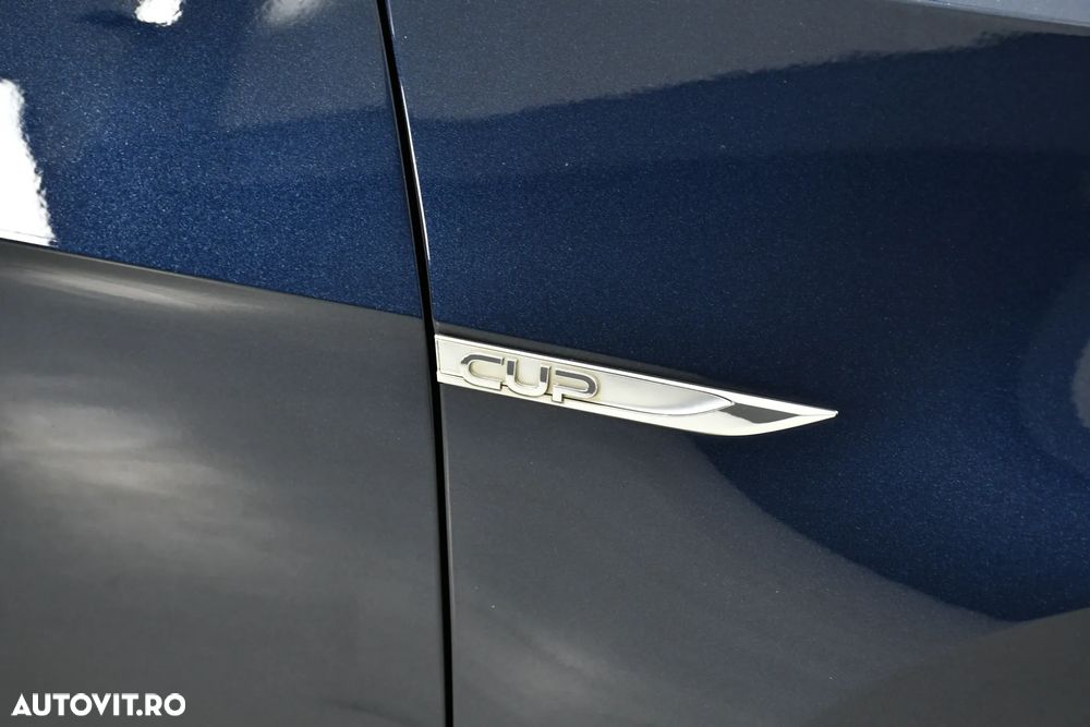 Volkswagen Golf 2.0 BlueTDI DSG Cup - 26