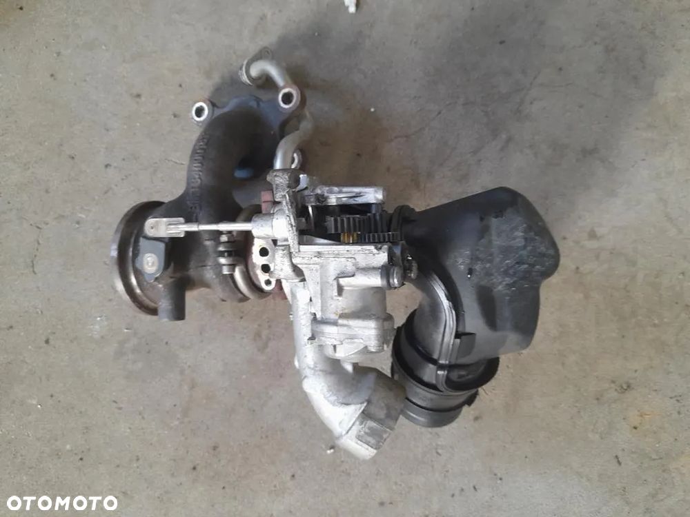 Turbina turbo Skoda Rapid 1.2 TSI CJZ 04E145721L