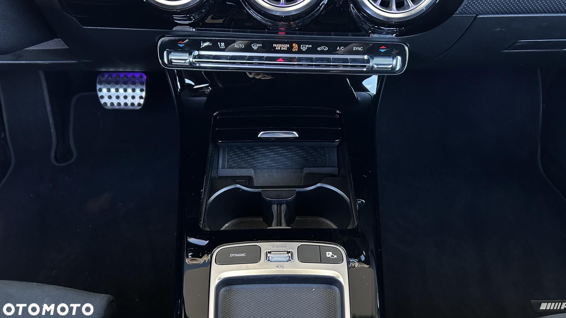 Mercedes-Benz CLA 200 AMG Line 7G-DCT - 19