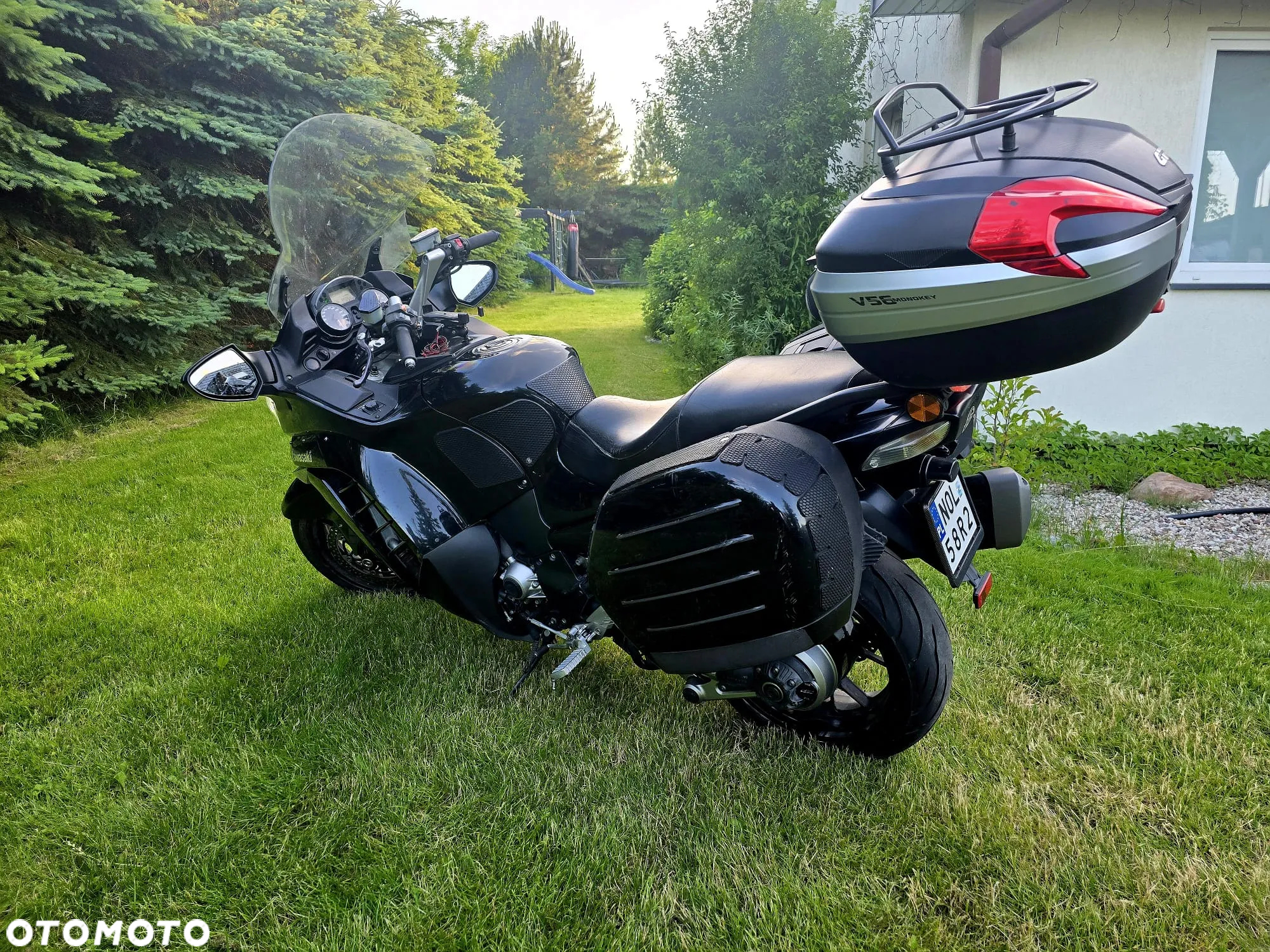 Kawasaki GTR - 3