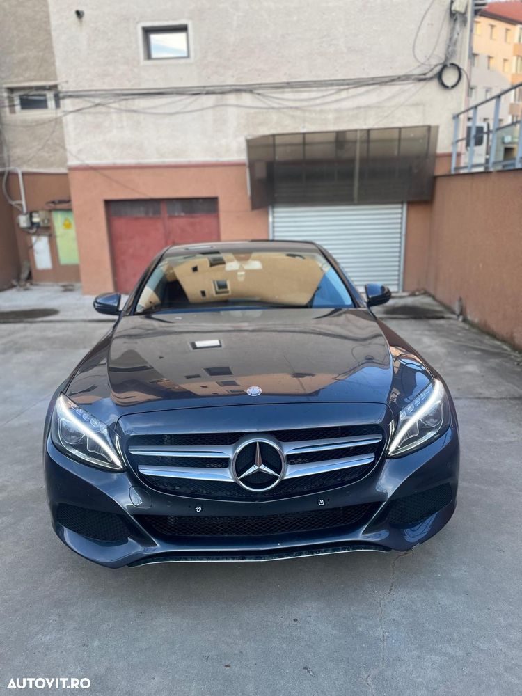 Mercedes-Benz C - 3