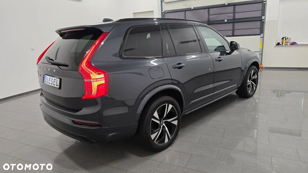 Volvo XC 90 B5 D AWD Plus Dark - 3